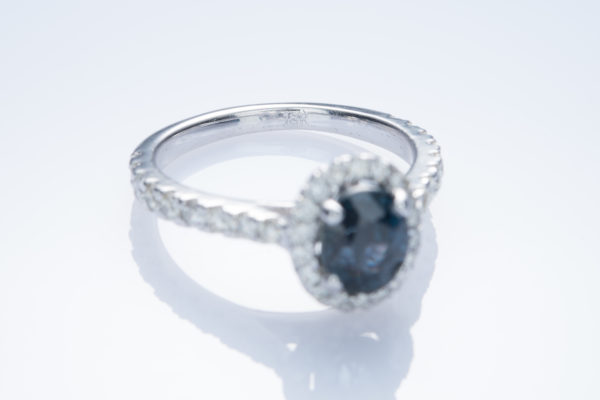 3.10 CTW Rare Unheated "Color Change" Sapphire and Diamond Halo Ring in 18k White Gold - Image 5